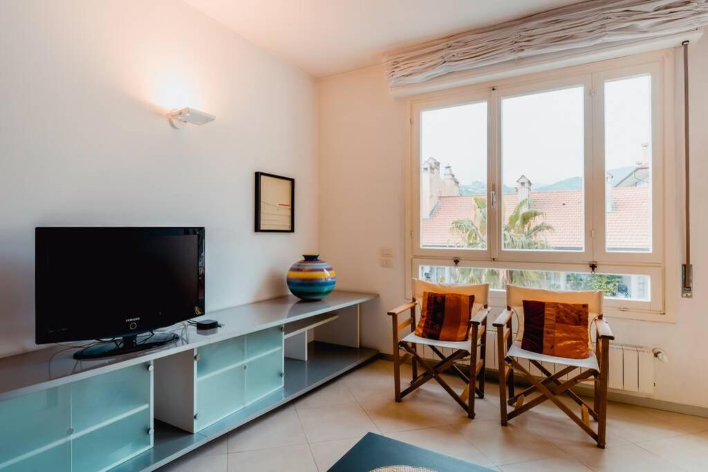 Grand Central Ventimiglia - Wifi & Parking Экстерьер фото